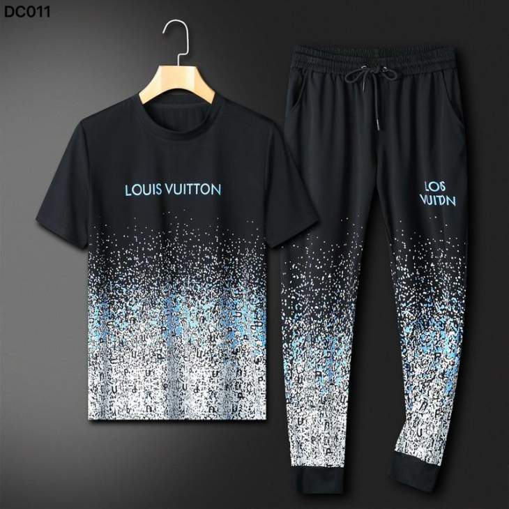 Picture of LV Shirt Pant Suits _SKULVM-3XL25mr1723143